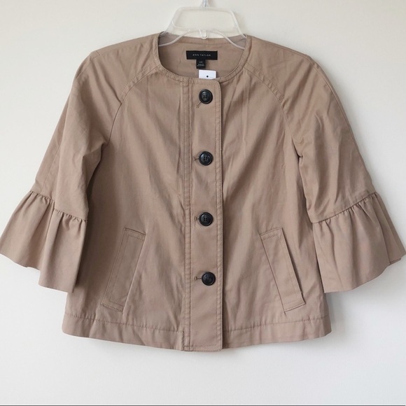 Ann Taylor Cropped Bell Sleeve Blazer Size XXS  NWT - Picture 1 of 8